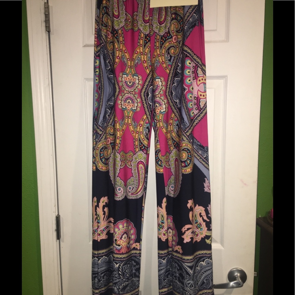 Bright palazzo pants!!